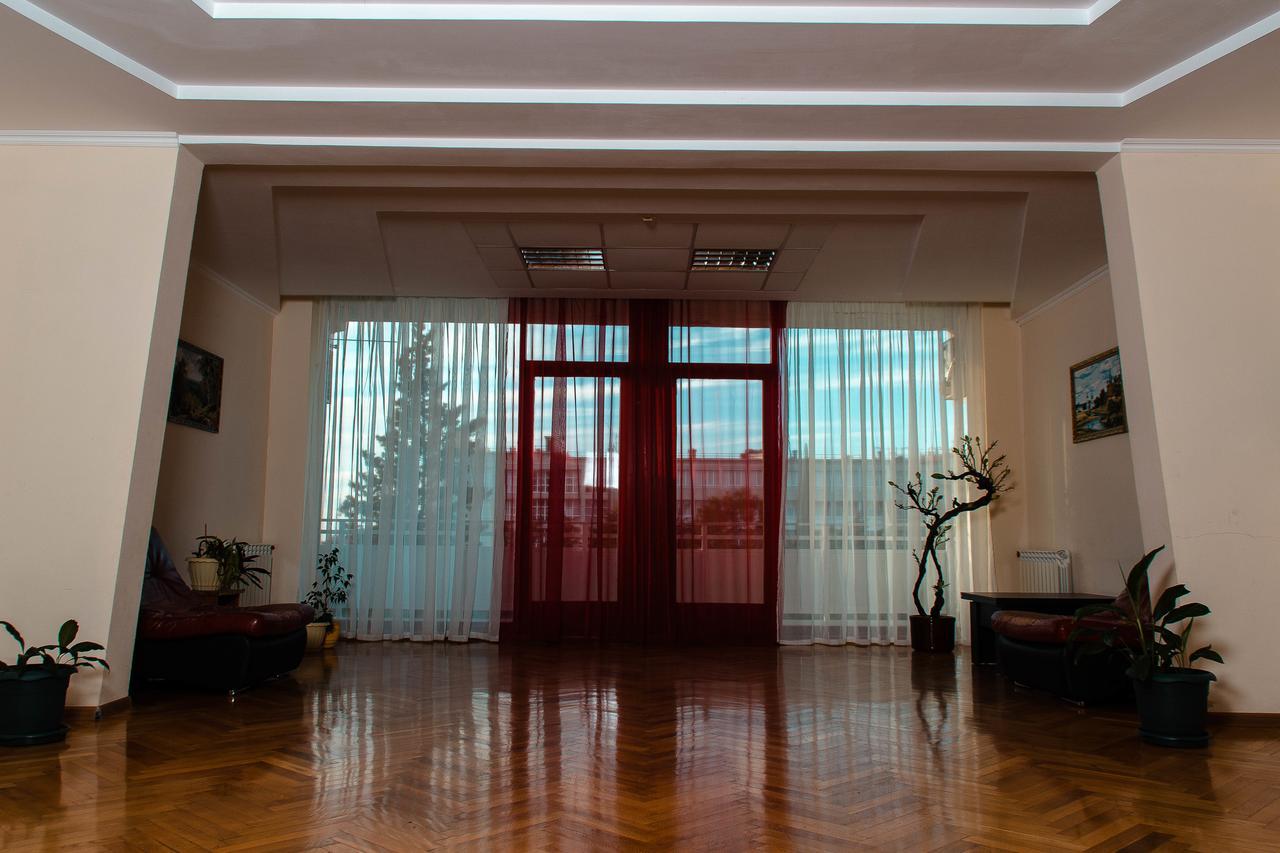 Svetlana Plus Hotel Sochi Exterior photo